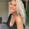 caroline2300