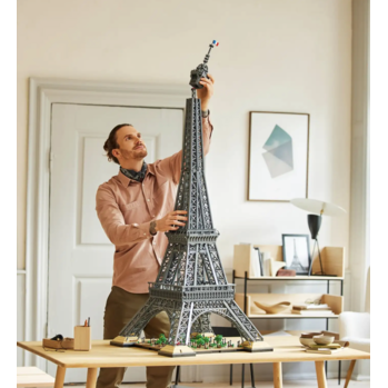 LEGO Eiffeltårnet sæt med hele 10.001 klodser